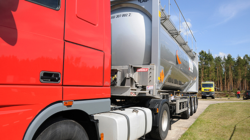 LKW für Gefahrguttransporte LKW für Gefahrguttransporte