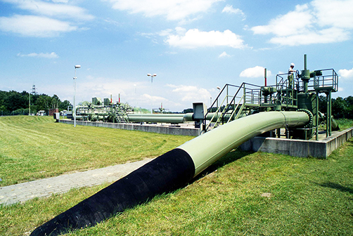 Oil pipeline and pump station Oil pipeline and pump station